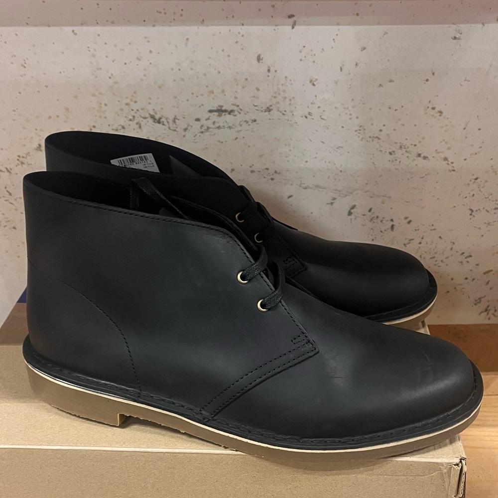 Clark’s Shepton Black leather, men’s 11.5